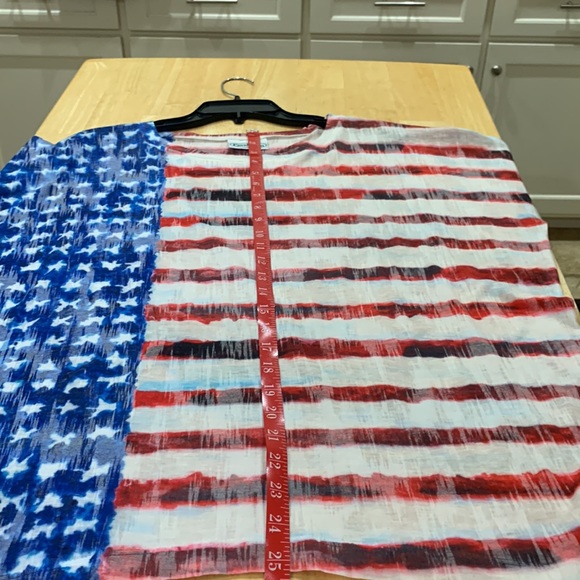 Patchington size XLarge lightweight and soft polyester/rayon USA flag colors - Picture 9 of 11